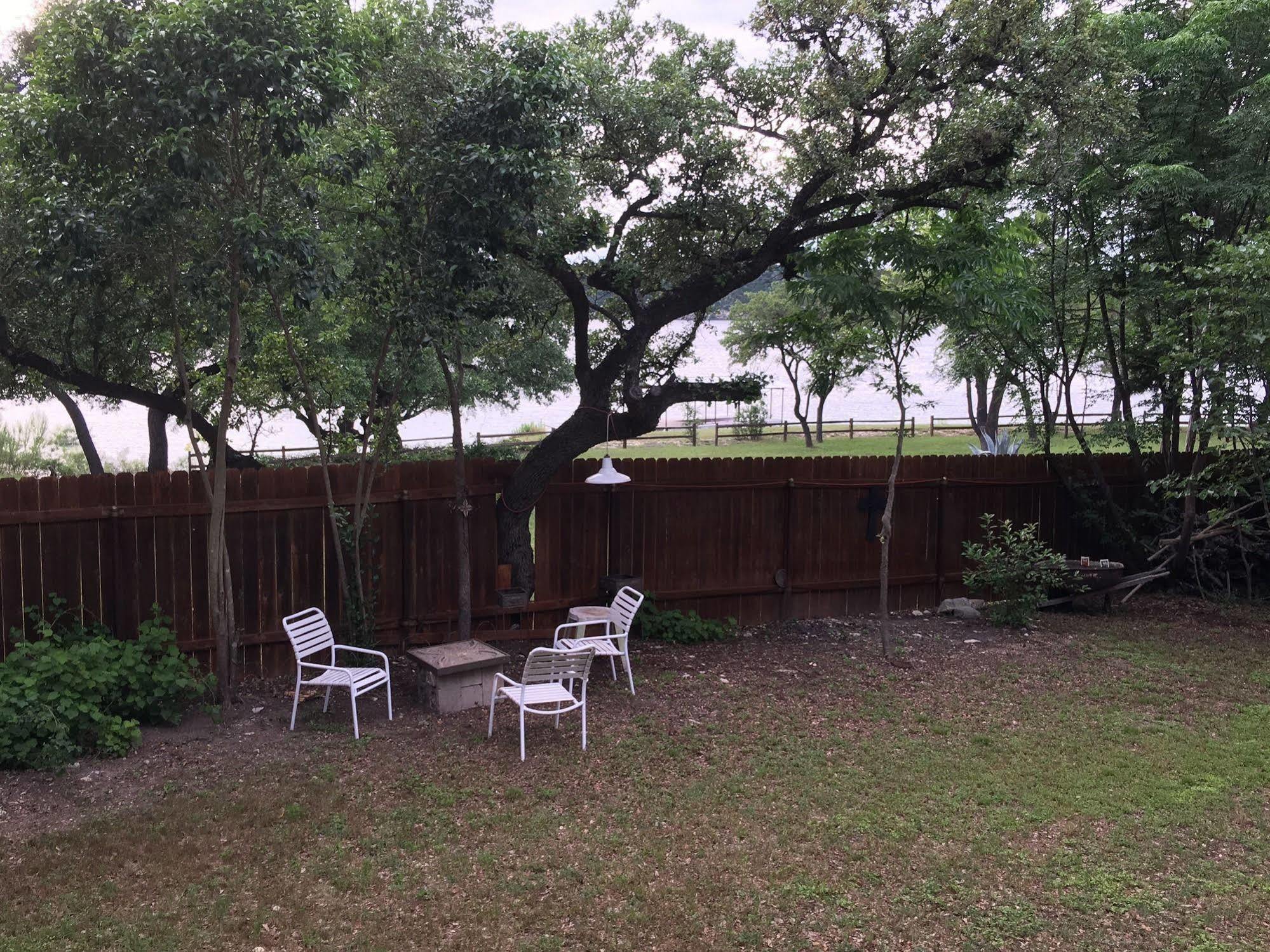 The Cove Bnb Hudson Bend Buitenkant foto