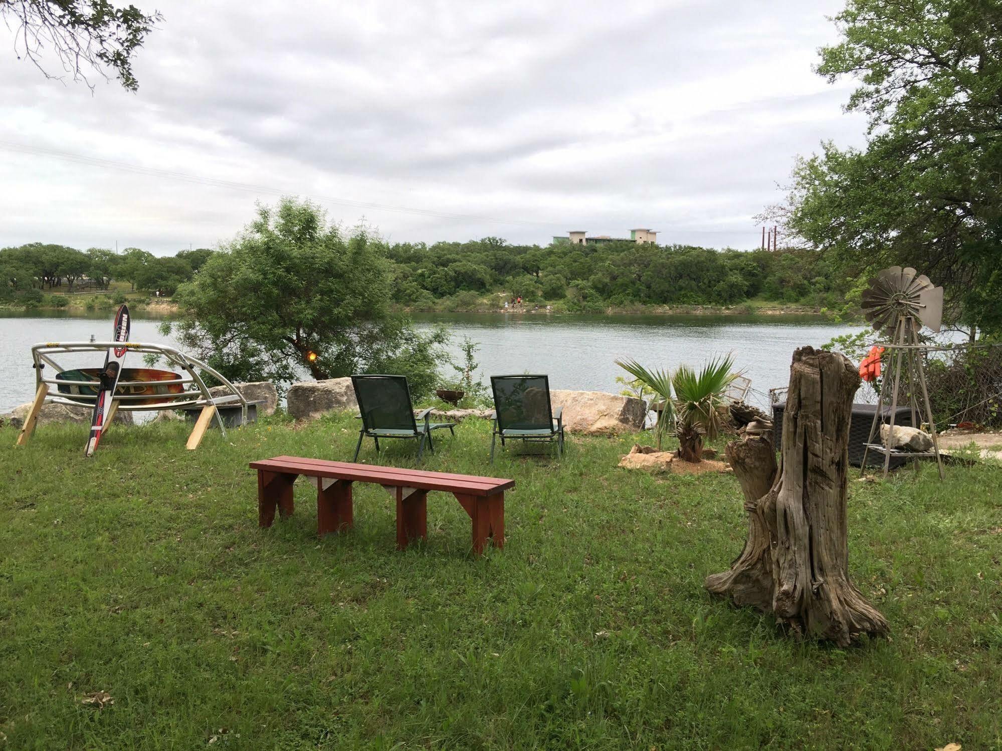 The Cove Bnb Hudson Bend Buitenkant foto